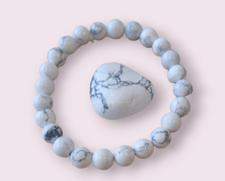 White Howlite Crystal Bracelet and Tumblestone Gift Set Wexford (1)