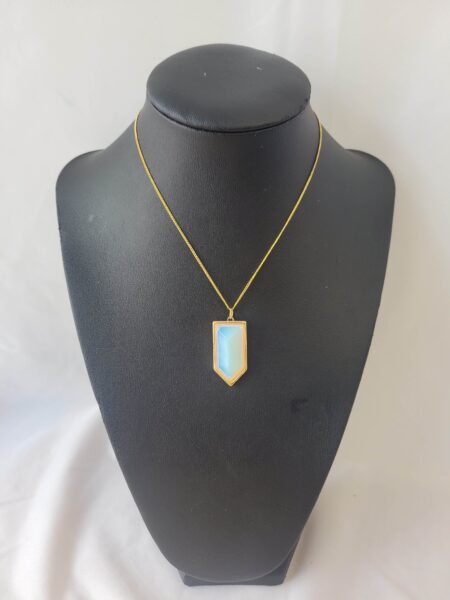 Opalite Gold-tone Pendant & Chain Wexford (1)