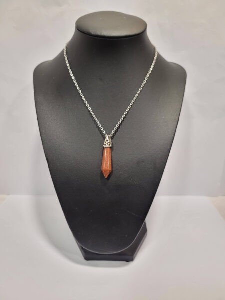 Red Goldstone Pointer Silver Top Pendant & Chain Wexford (1)