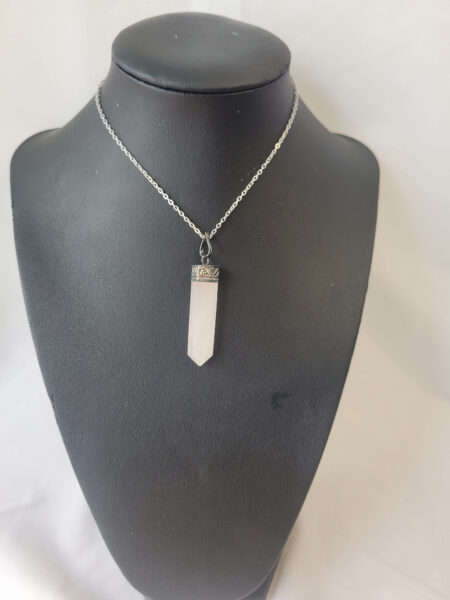 Rose Quartz Pointer Pendant & Chain Wexford (1)